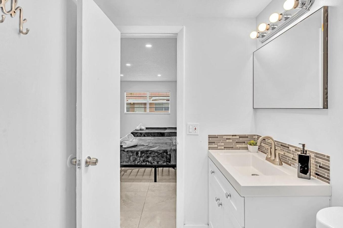 Beach And Hard Rock Hollywood Vacation House Ha02 Bagian luar foto
